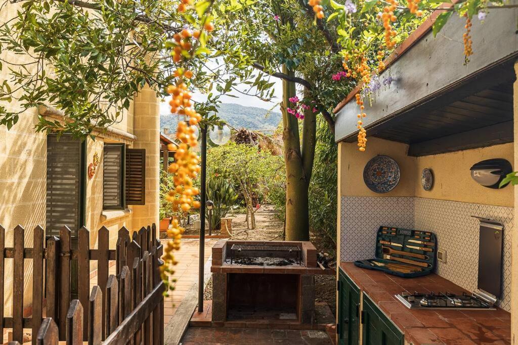Casa Al Mare Dei 7 Emiri Villa Cefalu Exterior photo